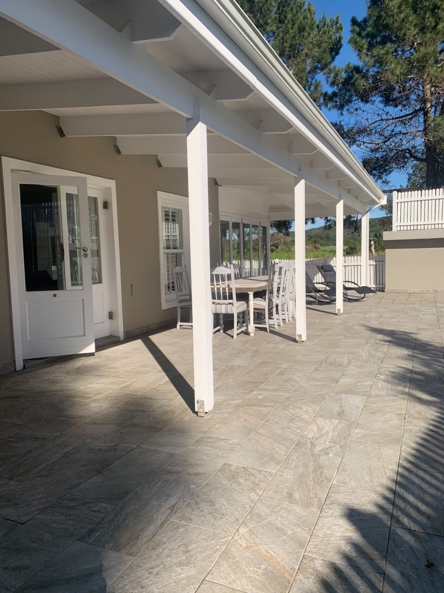 4 Bedroom Property for Sale in Goose Valley Western Cape